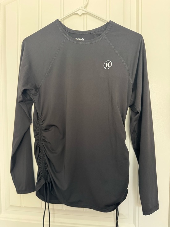 Hurley Tops - Hurley Black Long-Sleeve Athletic Top with Side Ruching